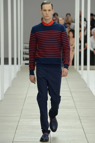 Look 38
